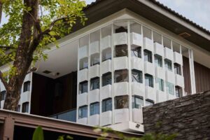 ROOVTECT x Shinkolitect x Junsekino Link Facade