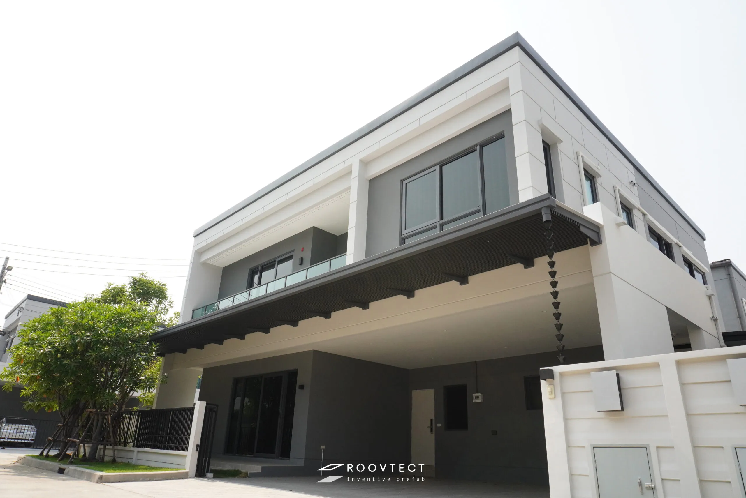 หลังคากันสาด - หลังคาทึบแสง - White PR7 - Modern - Modern i15 - ROOVTECT
