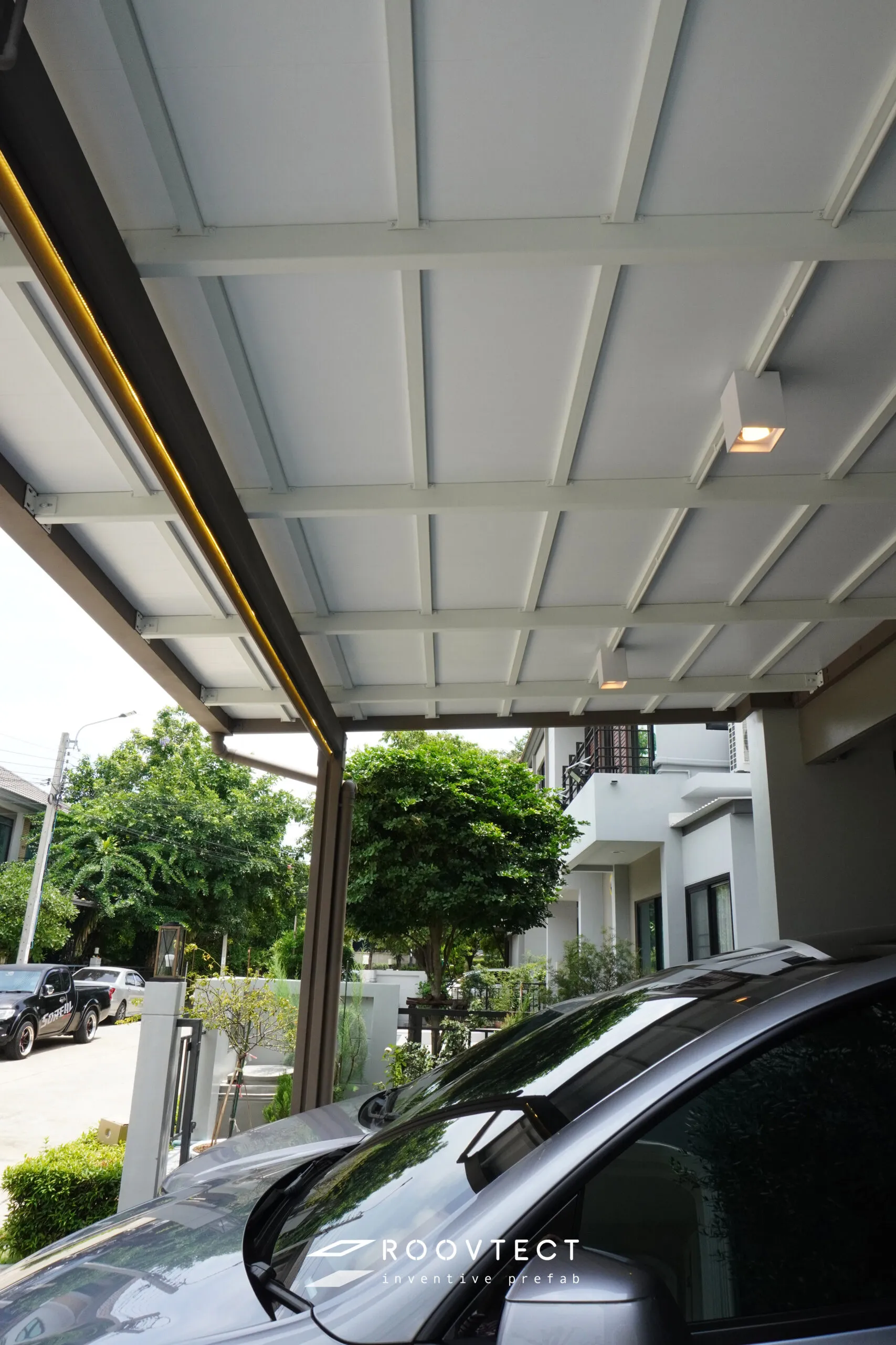 โรงจอดรถ - หลังคาทึบแสง - White PR7 - Modern - Modern i15 - ROOVTECT