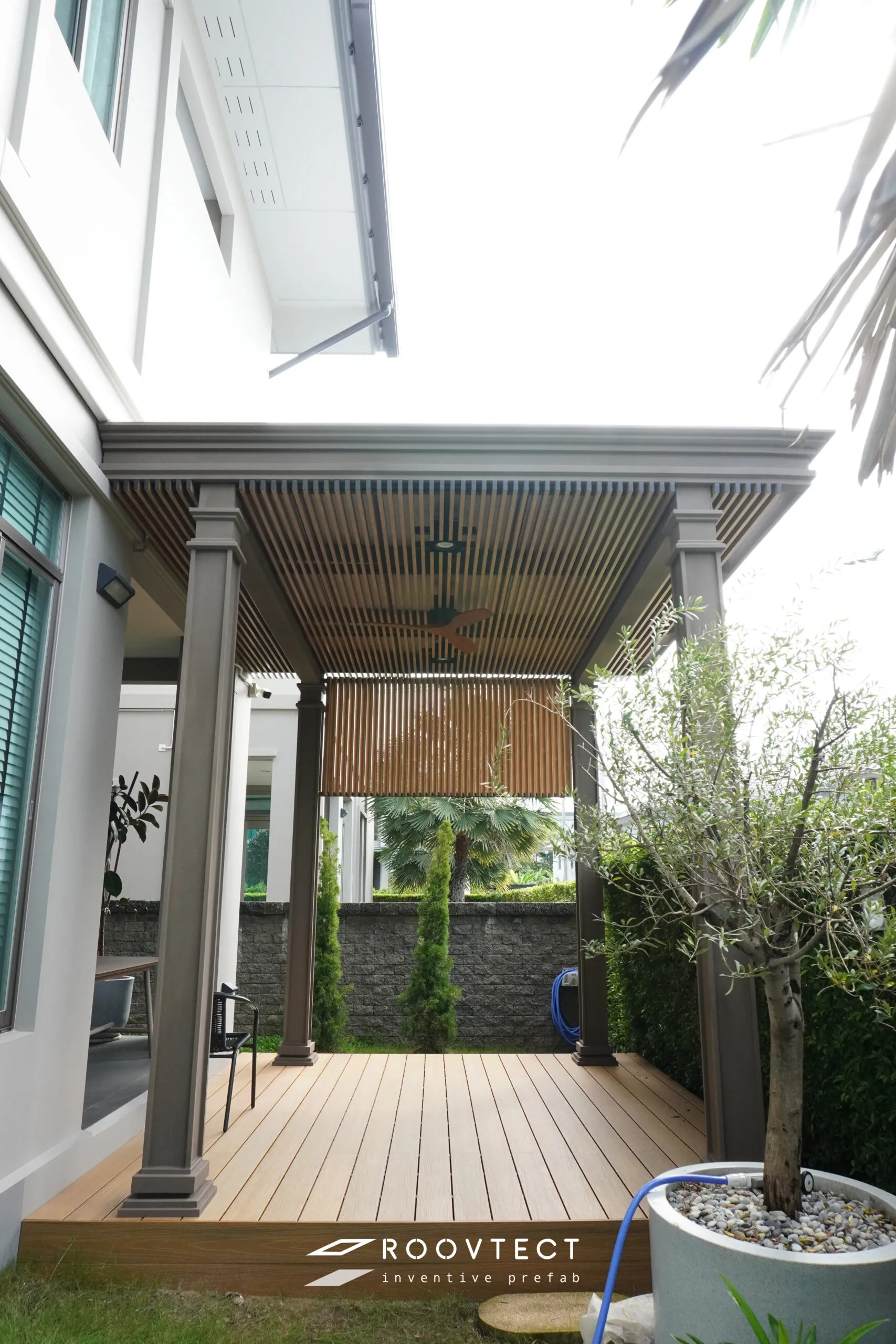 ศาลาพักผ่อน - หลังคาทึบแสง - White PR7 - Contemporary - Contemporary C25 - ROOVTECT