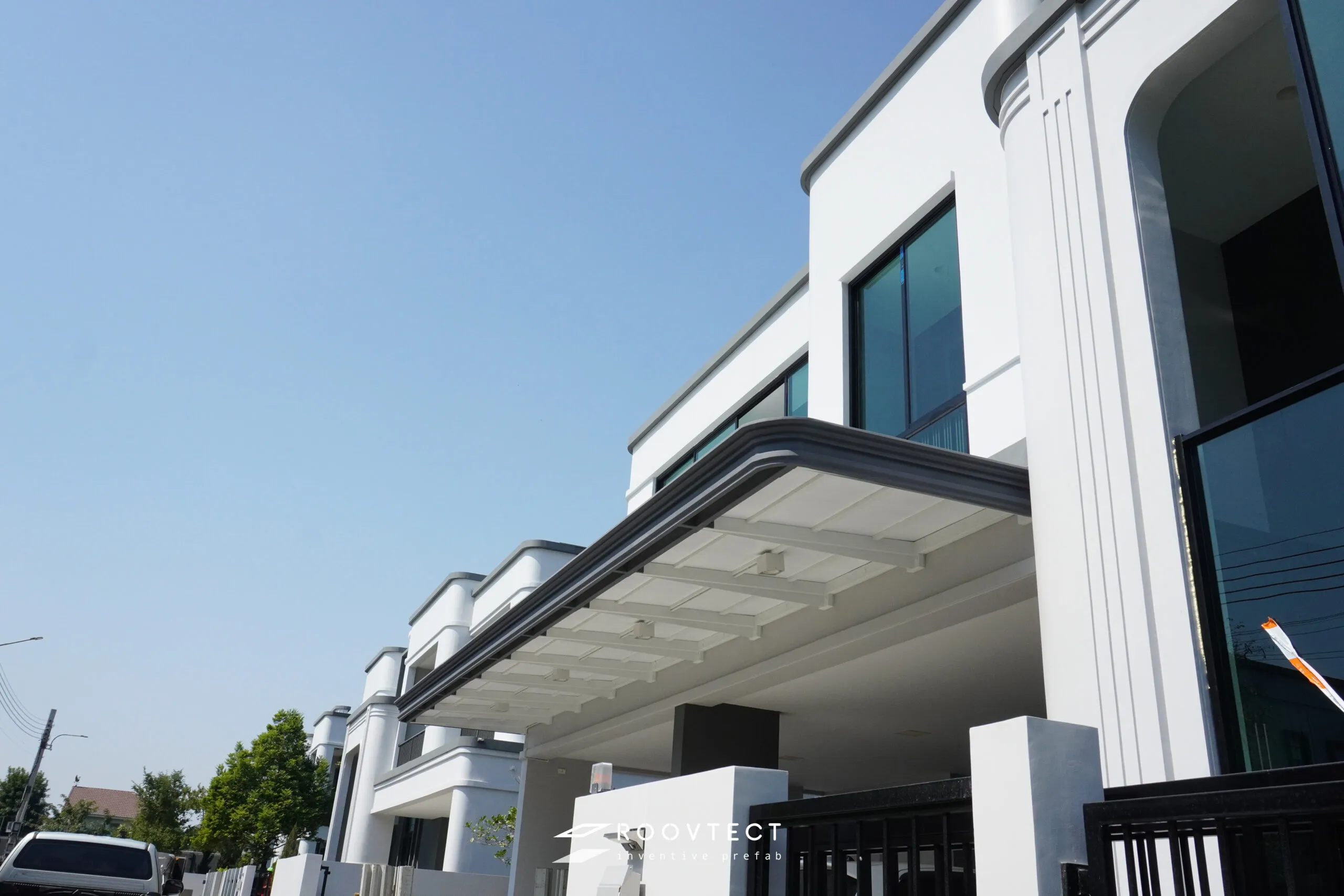 หลังคากันสาด - หลังคาทึบแสง - White PR7 - Contemporary - Contemporary C25 - ROOVTECT