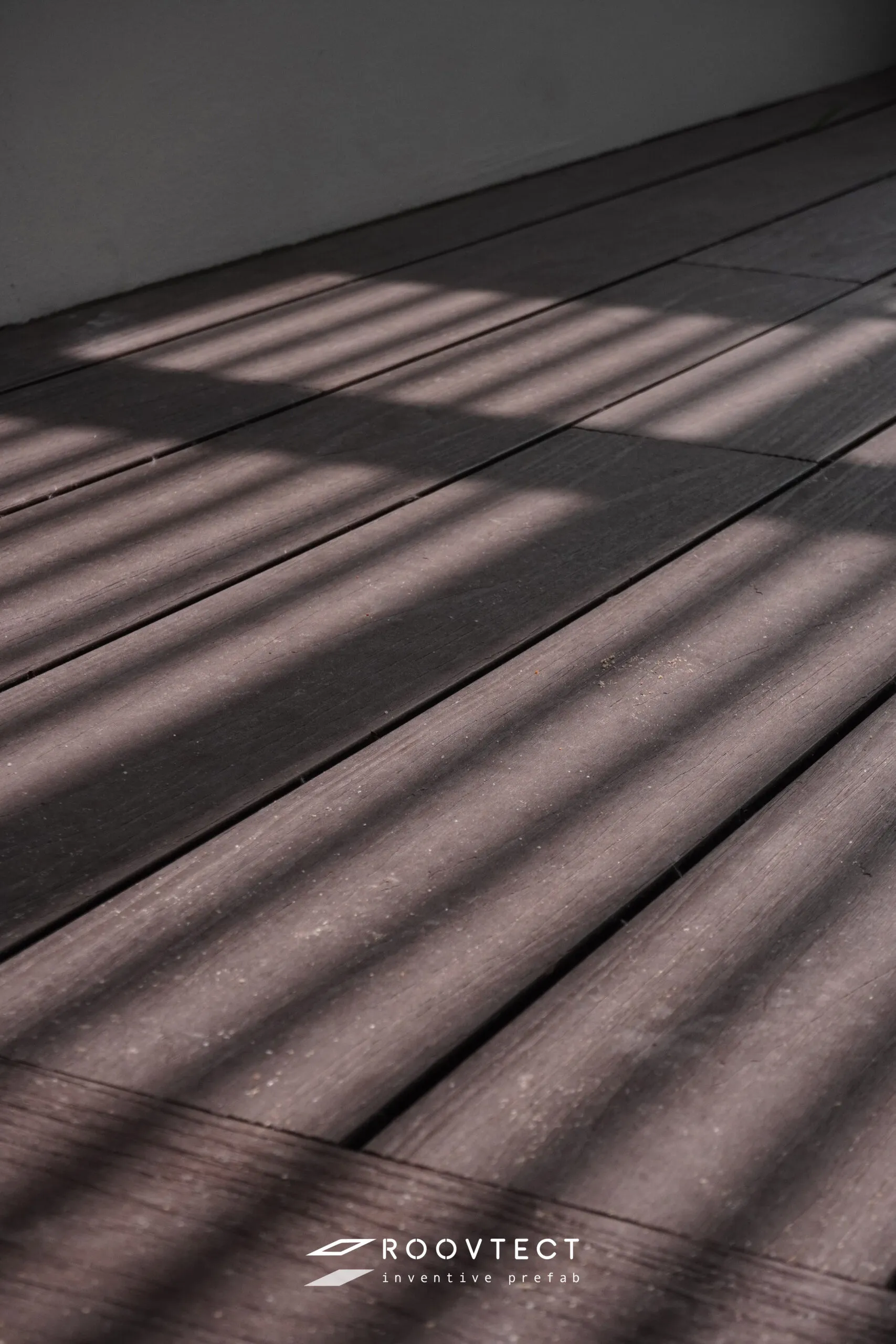 หลังคากันสาด - หลังคา Solid Polycarbonate - Ocean Grey - Modern - Modern i15 - ROOVTECT
