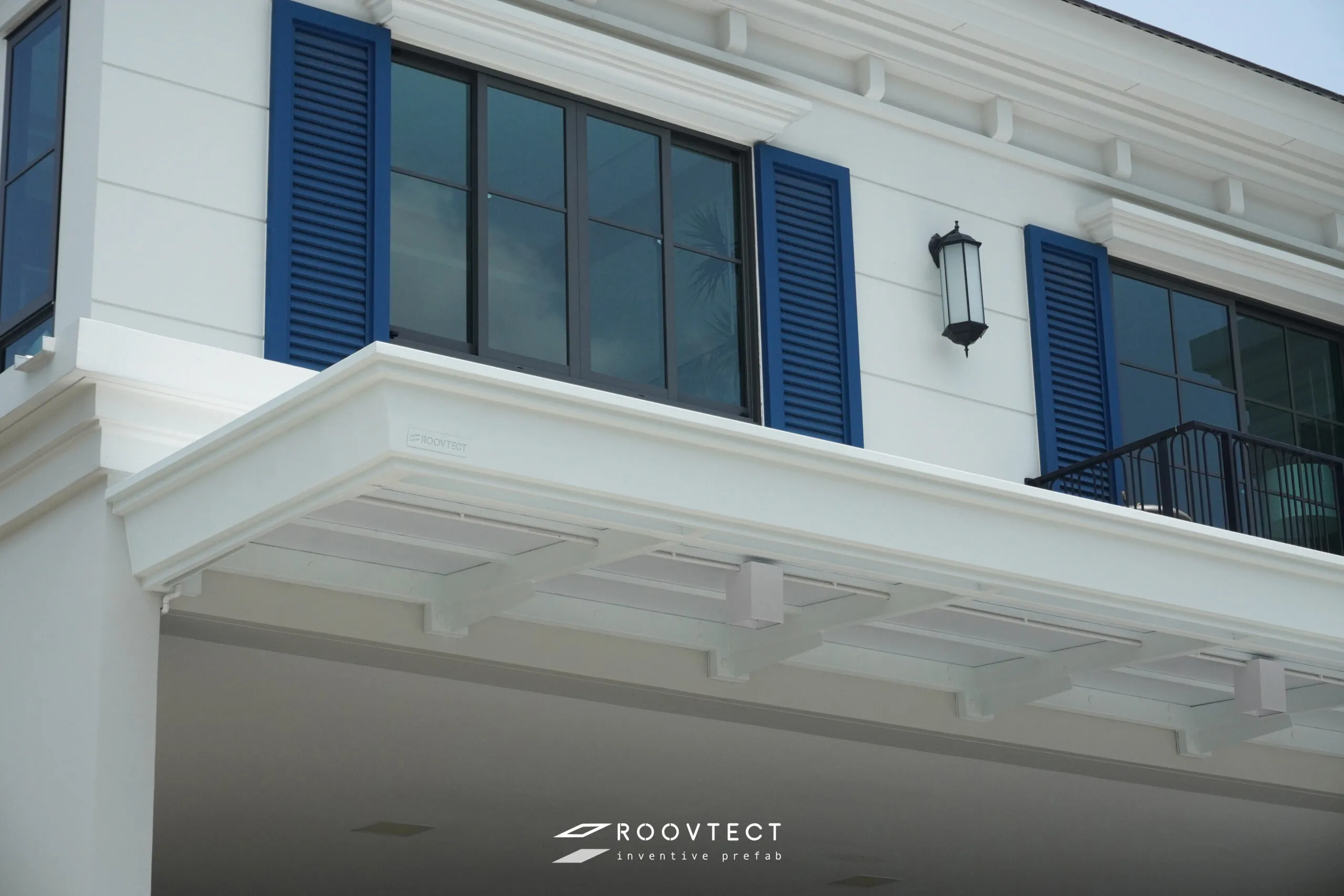 หลังคากันสาด - หลังคาทึบแสง - White PR7 - Modern Contemporary - Modern Contemporary MC30 - ROOVTECT