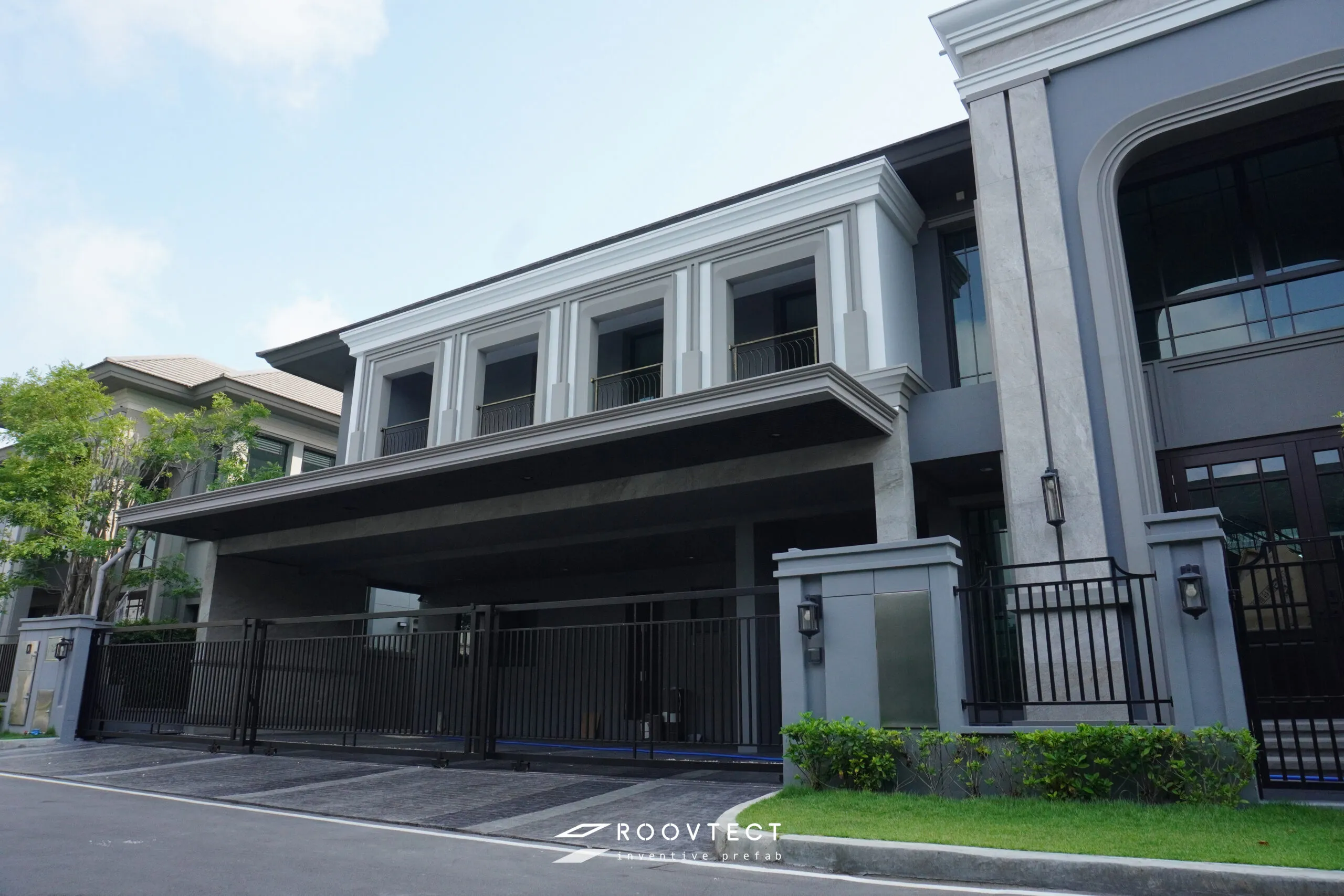 หลังคากันสาด - หลังคาทึบแสง - White PR7 - Contemporary - Contemporary C25