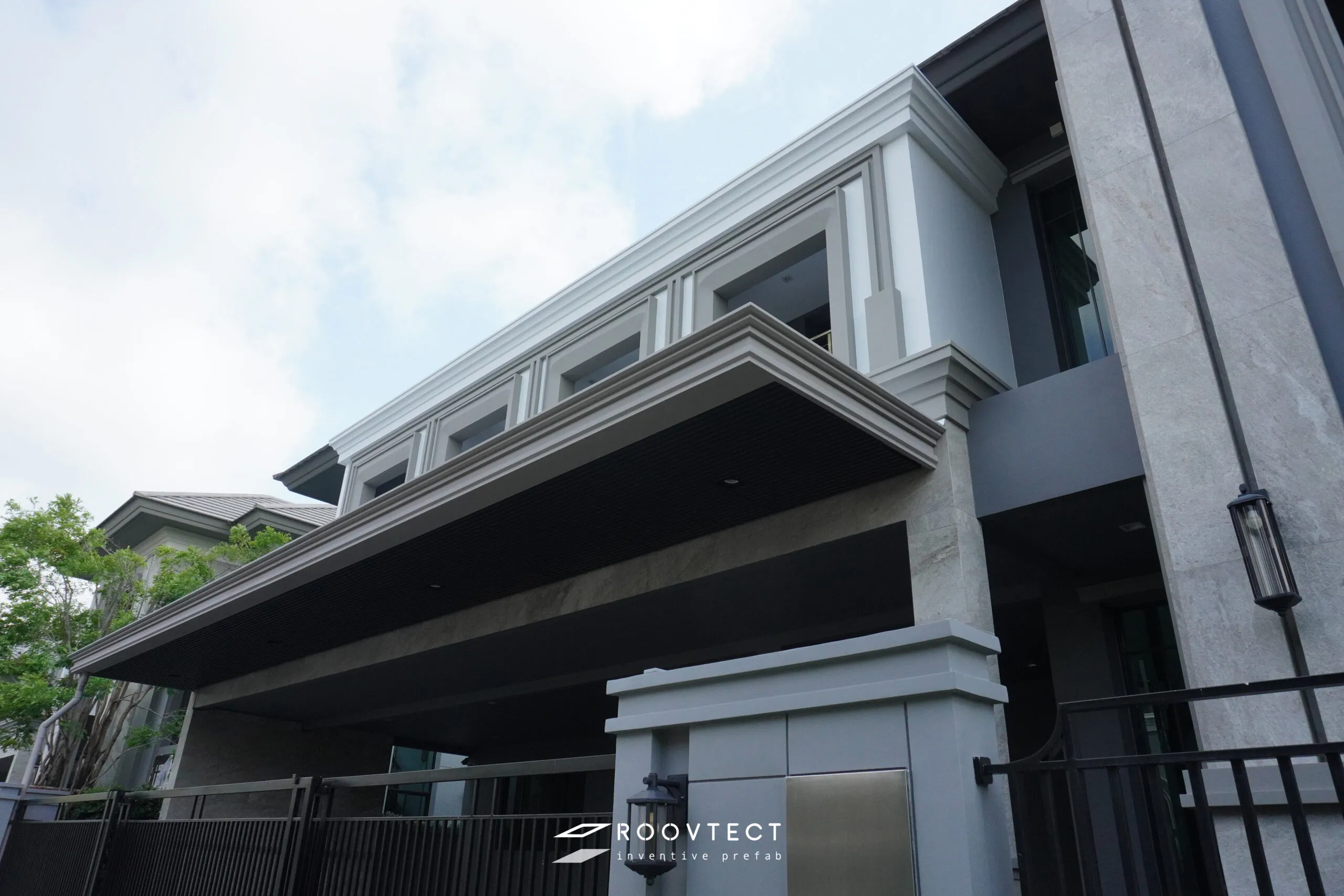 หลังคากันสาด - หลังคาทึบแสง - White PR7 - Contemporary - Contemporary C25
