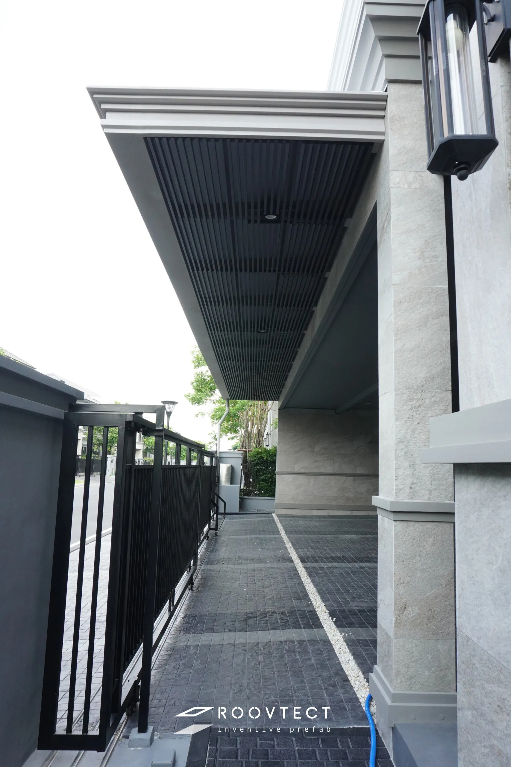 หลังคากันสาด - หลังคาทึบแสง - White PR7 - Contemporary - Contemporary C25