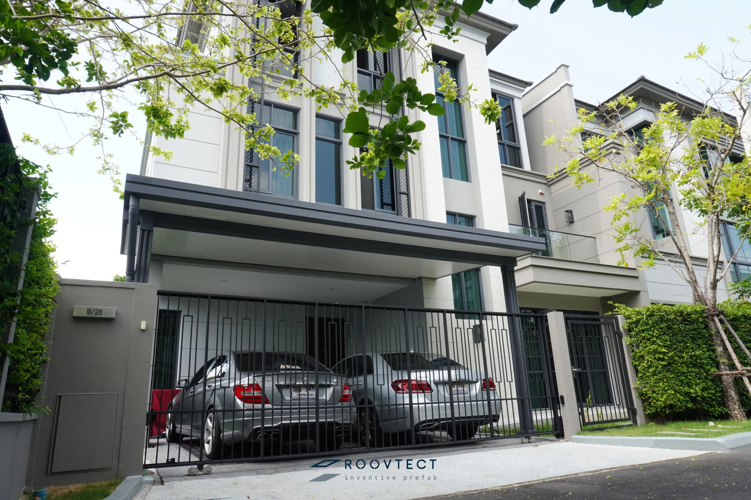 โรงจอดรถ - หลังคาทึบแสง - White PR7 - Modern - Modern i20