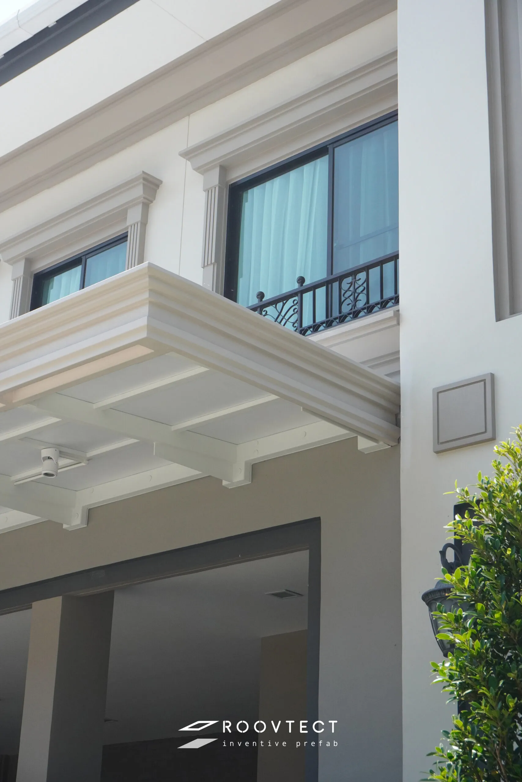หลังคากันสาด - หลังคาทึบแสง - White PR7 - Contemporary - Contemporary C25