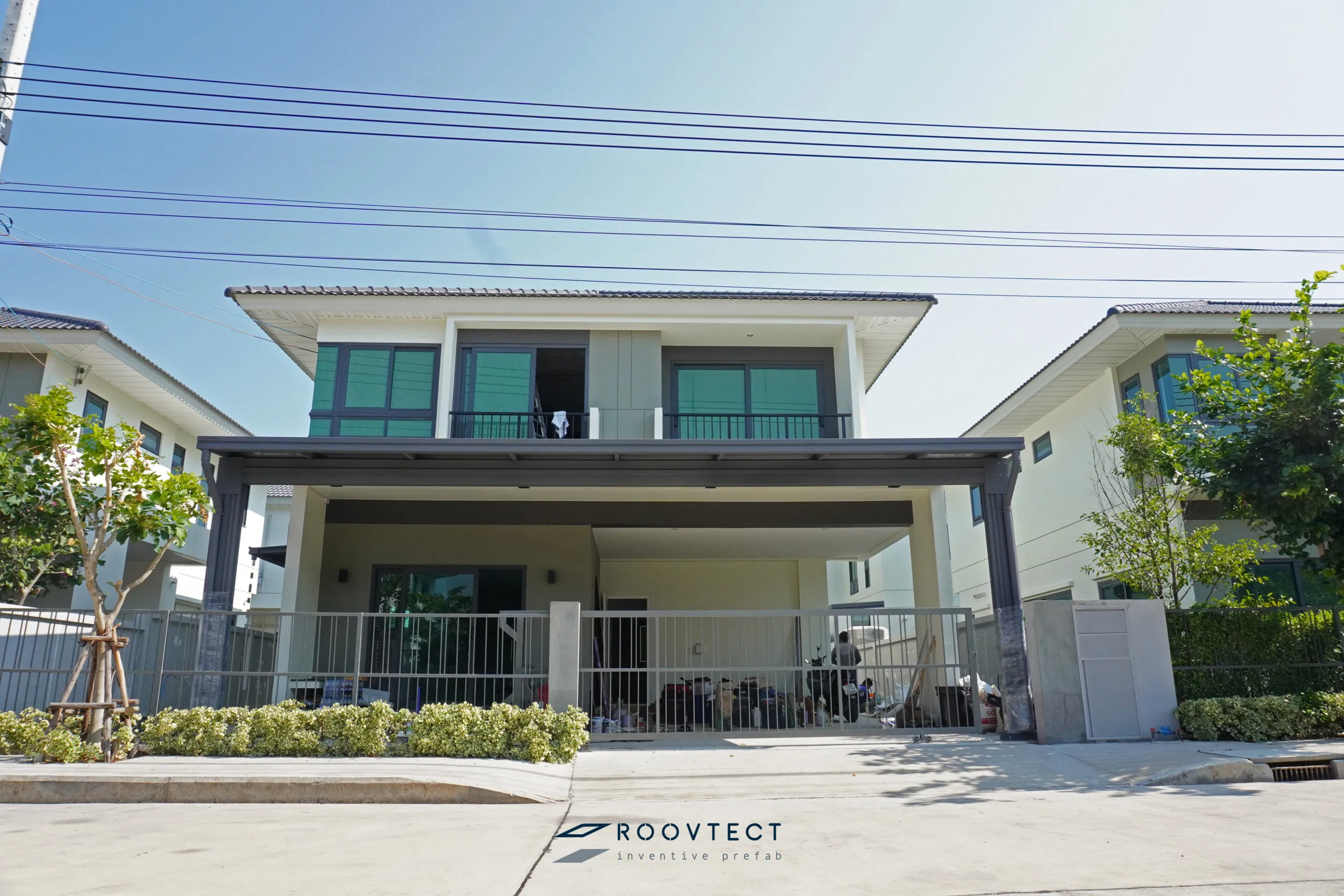 โรงจอดรถ - หลังคาทึบแสง - Grey PR6 - Modern - Modern i15