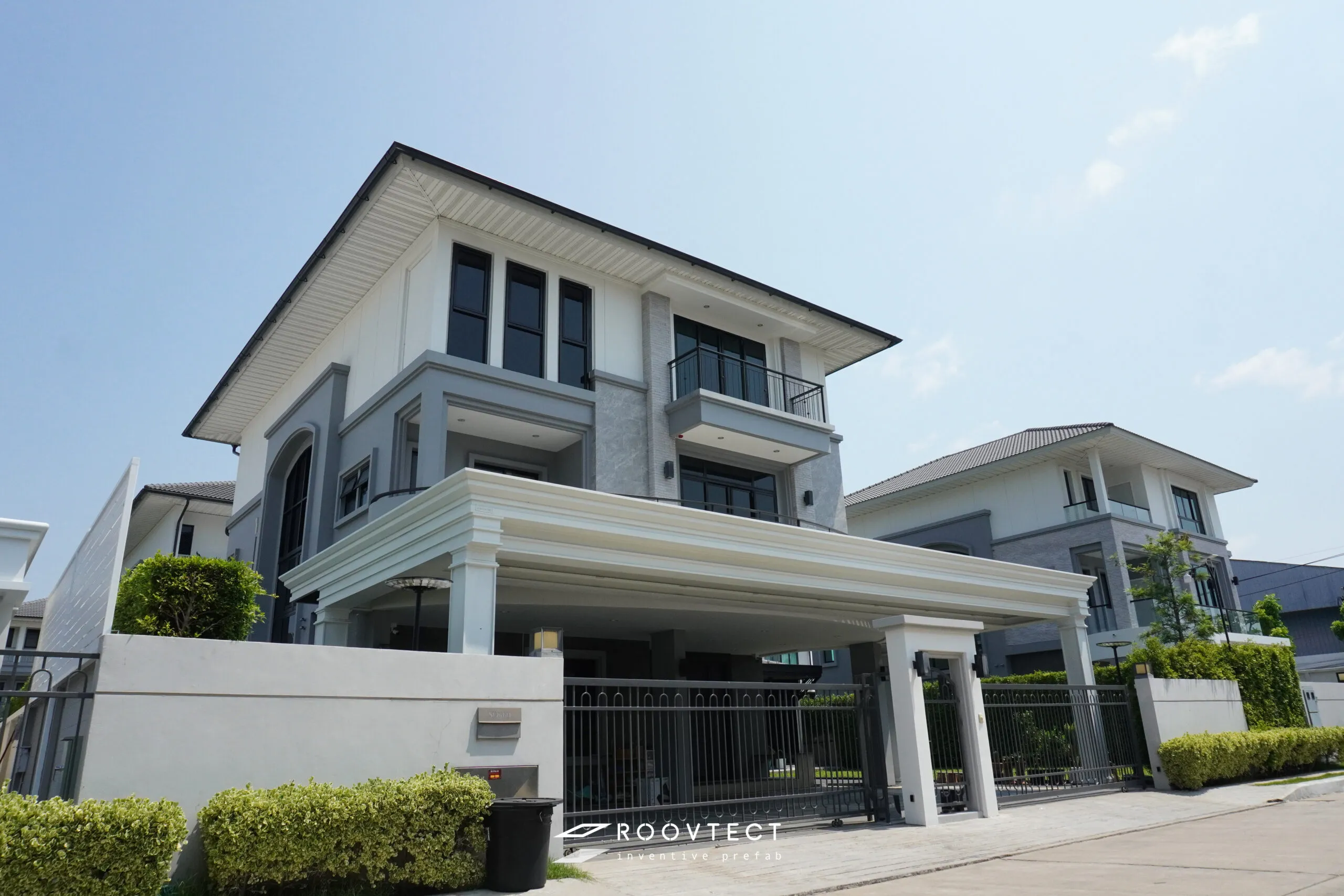 โรงจอดรถ - หลังคาอะคริลิค Shinkolite - Noble Green (N590) - Contemporary - Contemporary C40