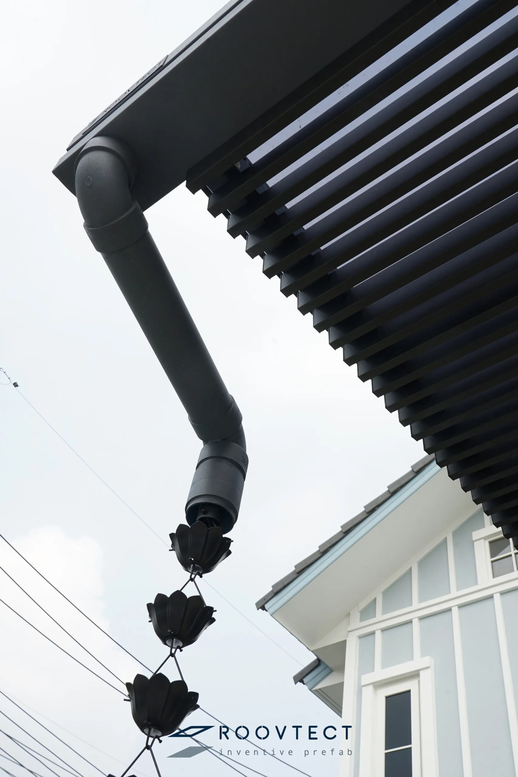 หลังคากันสาด - หลังคา Solid Polycarbonate - Ocean Grey - Modern - Modern i15 - ROOVTECT