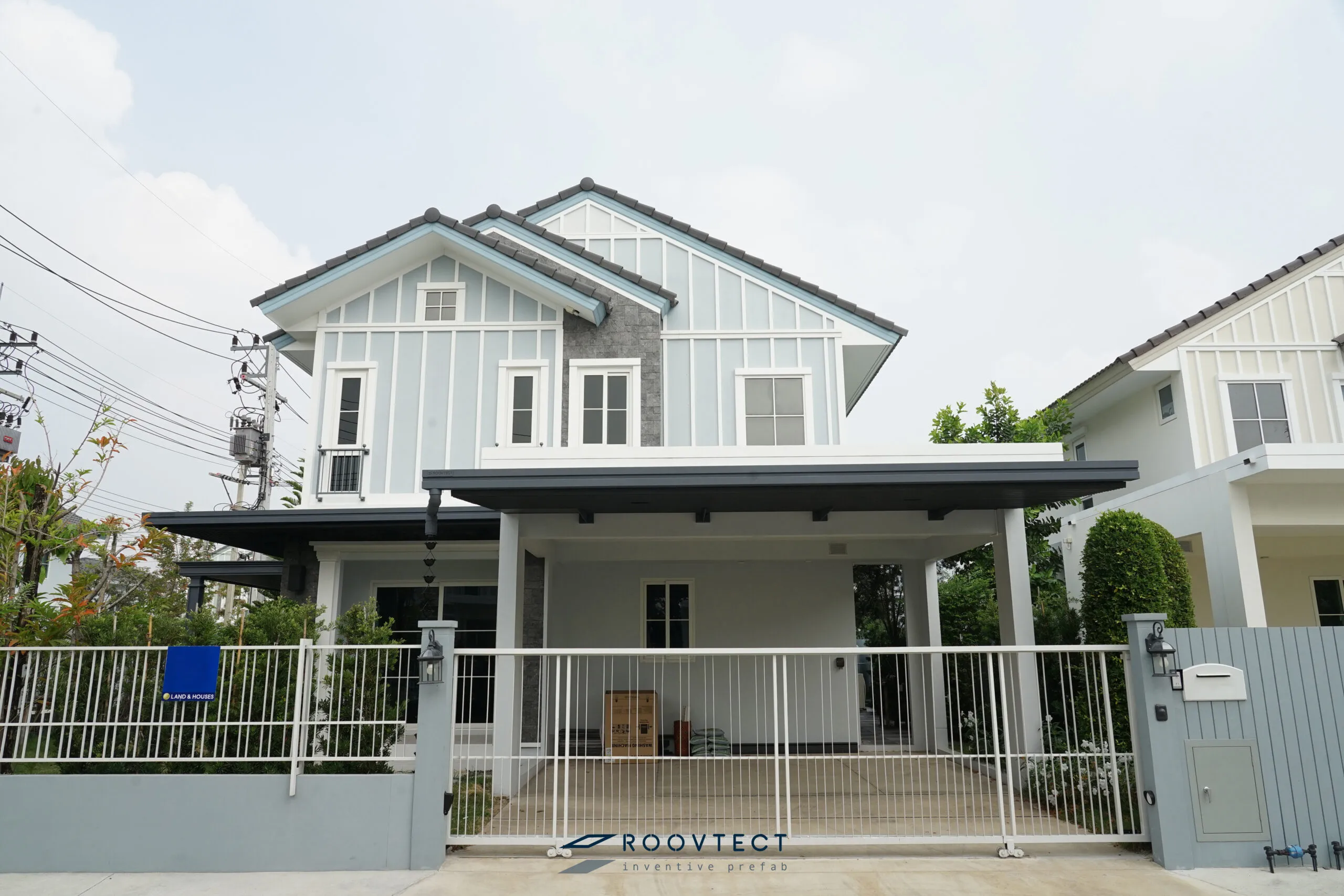 หลังคากันสาด - หลังคา Solid Polycarbonate - Ocean Grey - Modern - Modern i15 - ROOVTECT