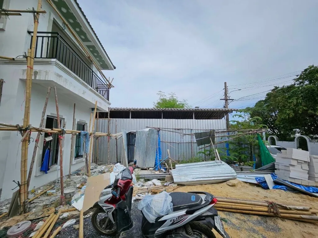 โรงจอดรถ - หลังคาทึบแสง - Grey PR6 - Modern - Modern i15 - ROOVTECT