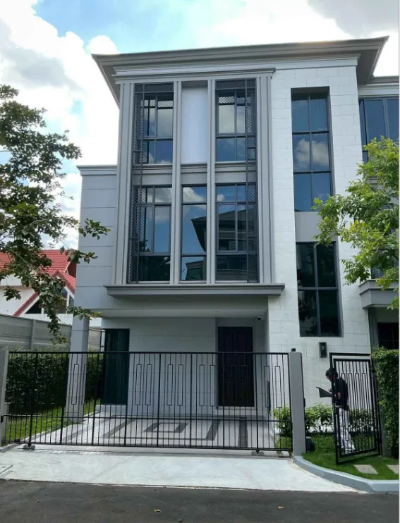 โรงจอดรถ - หลังคาทึบแสง - White PR7 - Modern - Modern i20