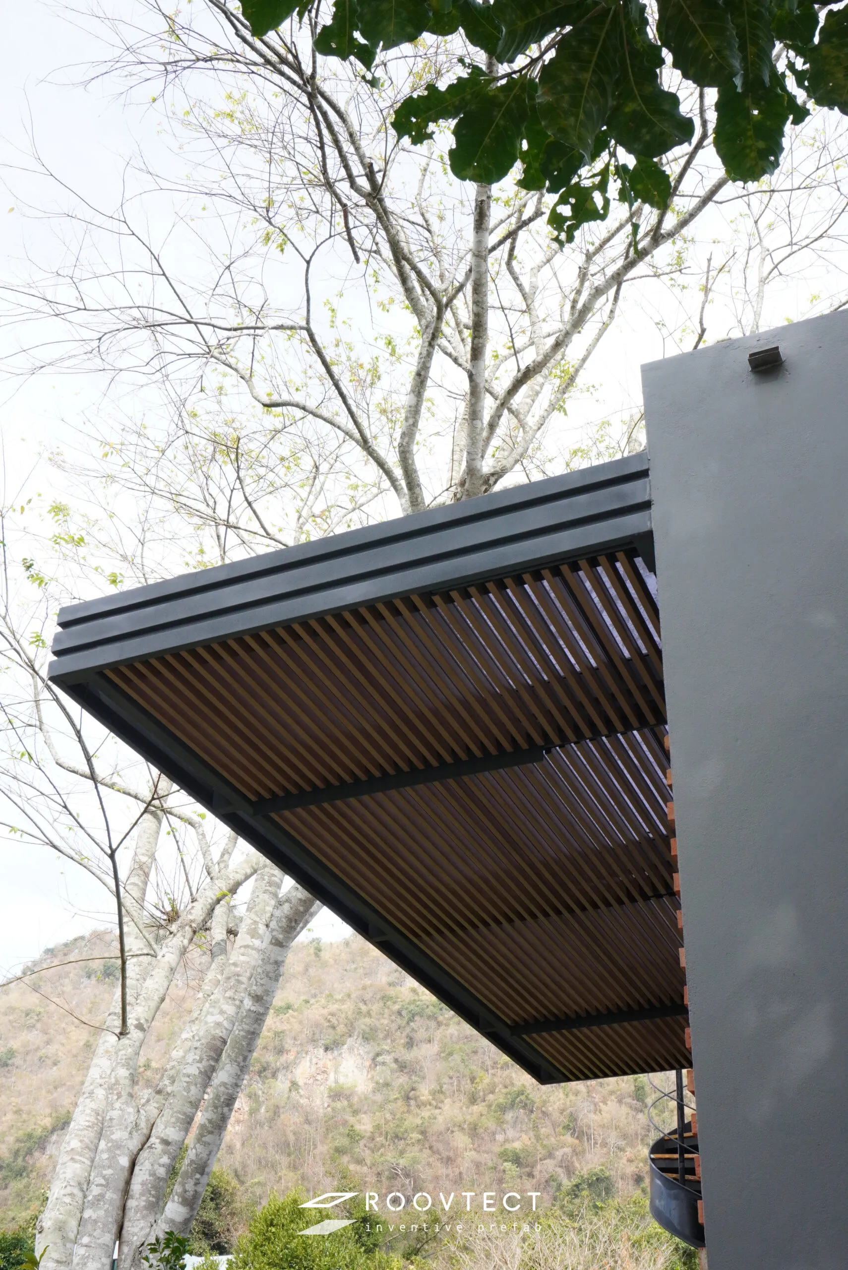 หลังคากันสาด - หลังคา Solid Polycarbonate - Ocean Grey - Modern - Modern i25 - ROOVTECT