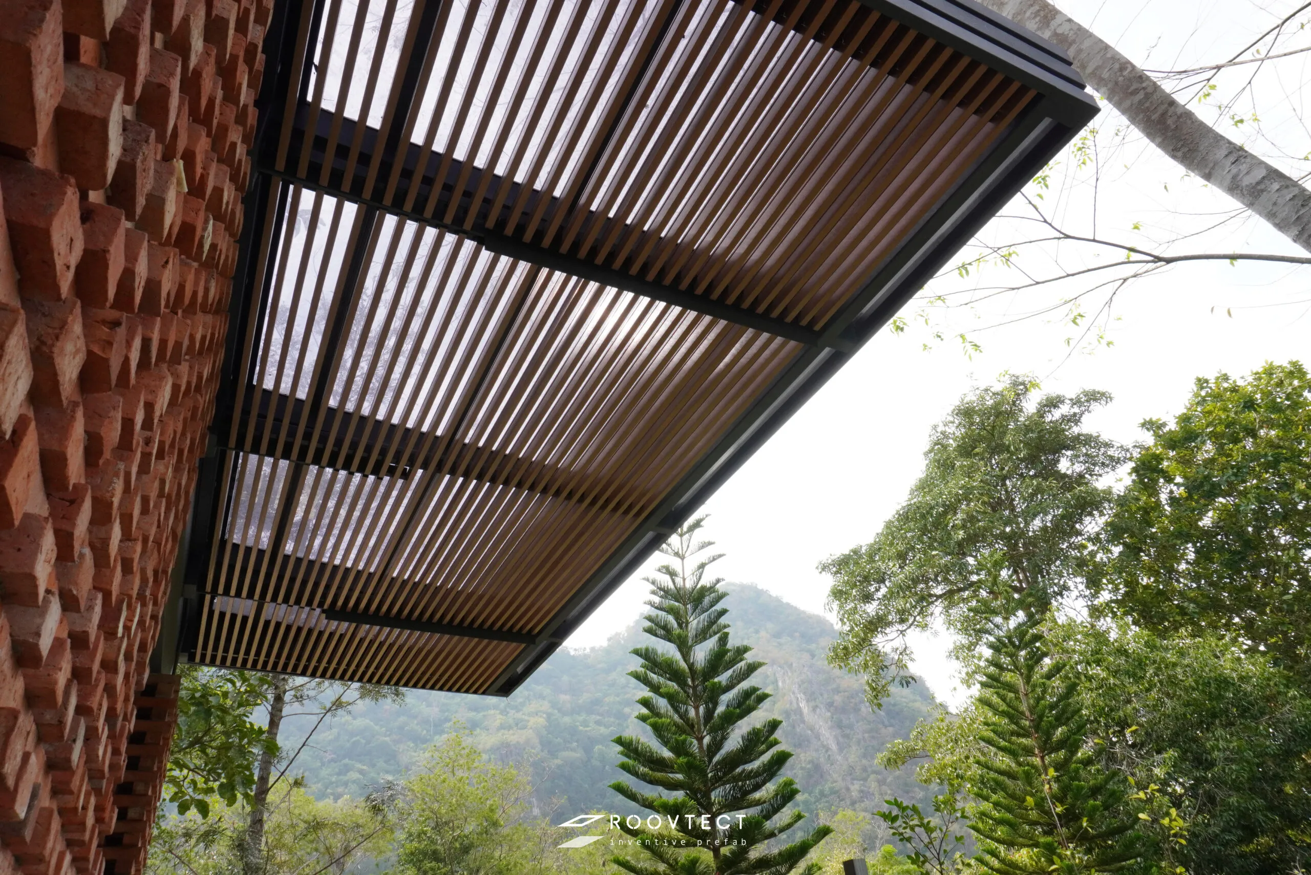 หลังคากันสาด - หลังคา Solid Polycarbonate - Ocean Grey - Modern - Modern i25 - ROOVTECT
