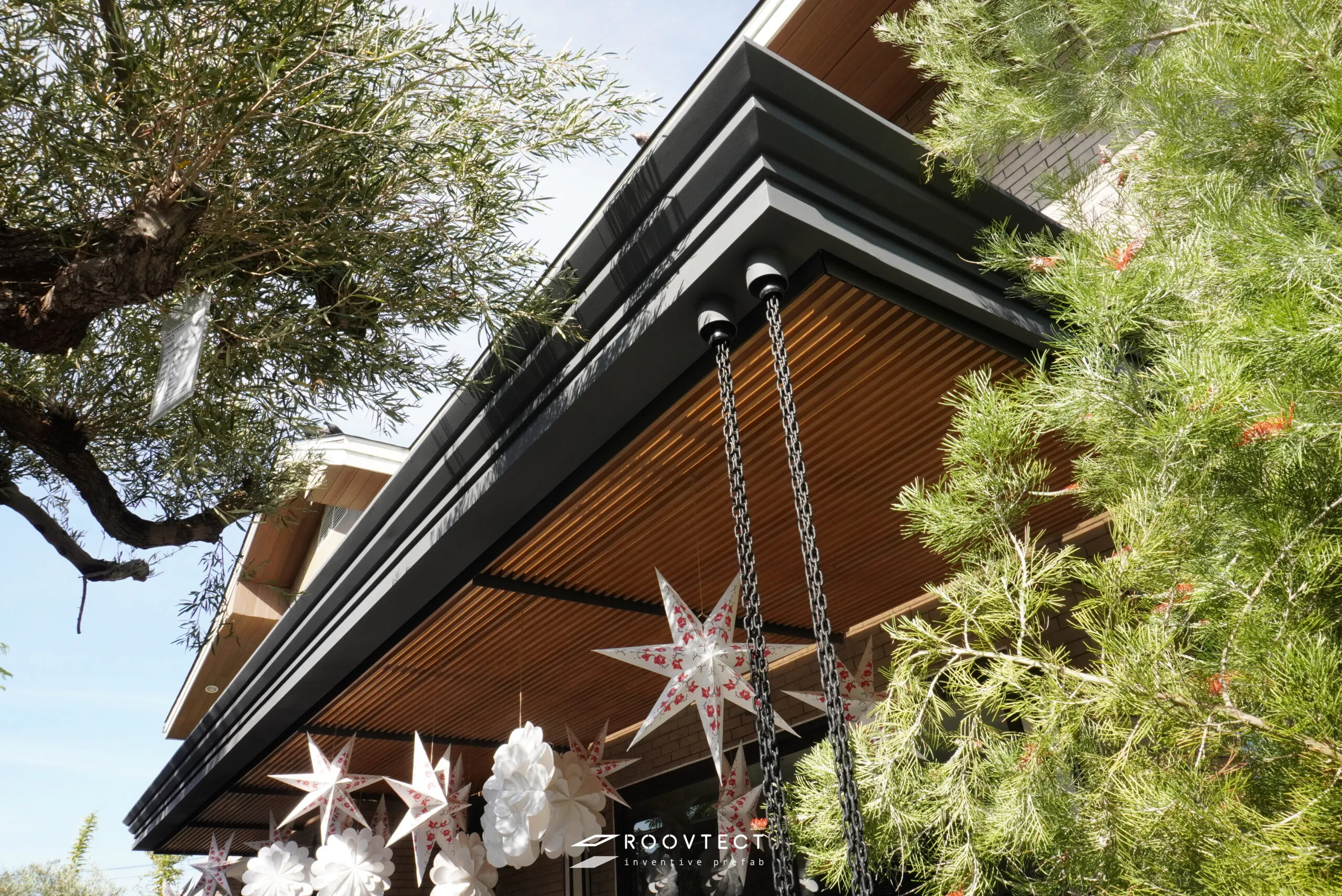 หลังคากันสาด - หลังคาอะคริลิค Shinkolite - Classic Brown (570) - Contemporary - Contemporary C35 - ROOVTECT