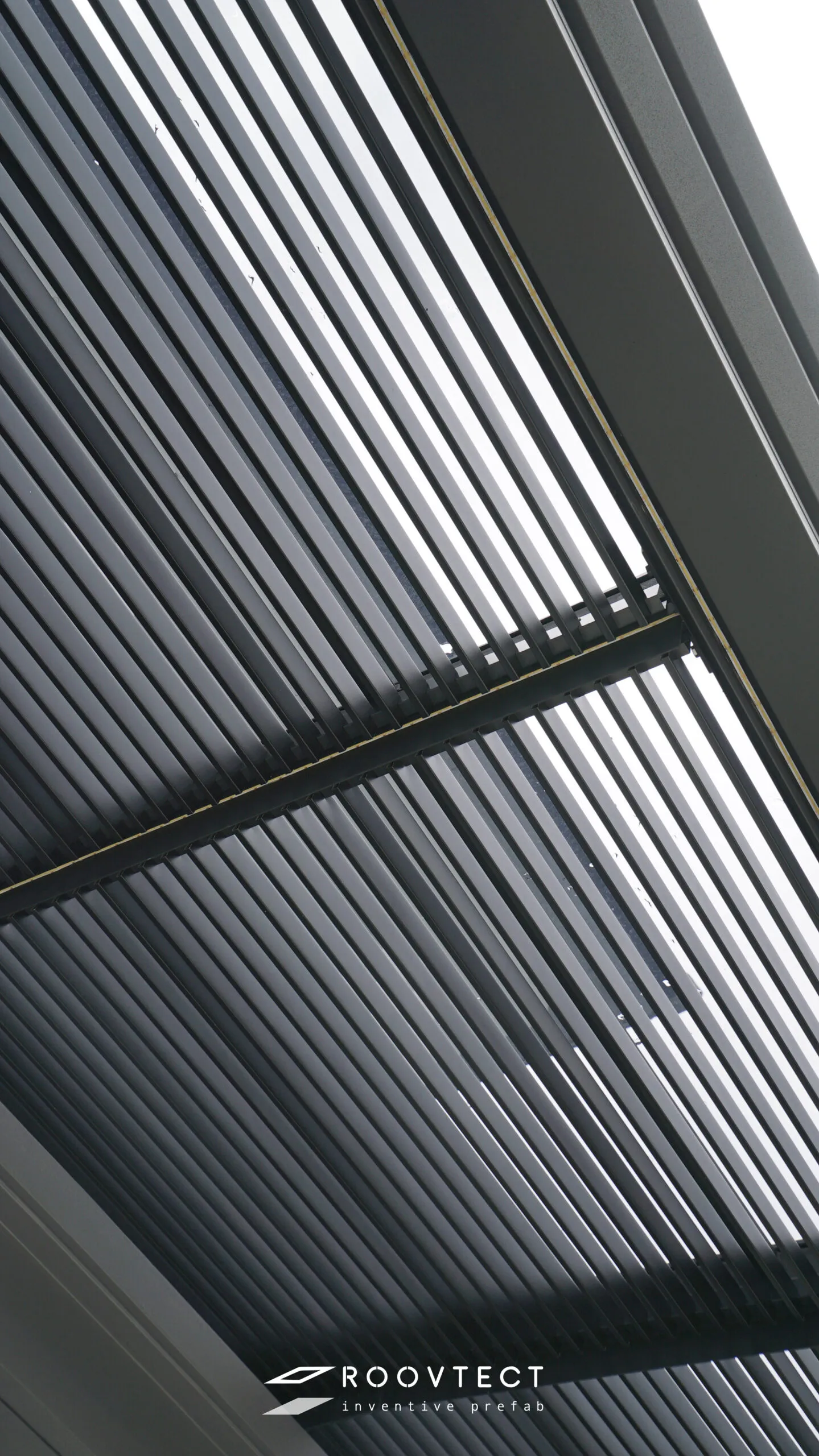 หลังคากันสาด - หลังคาอะคริลิค Shinkolite - Modern Grey (N828) - Contemporary - Contemporary C35 - ROOVTECT