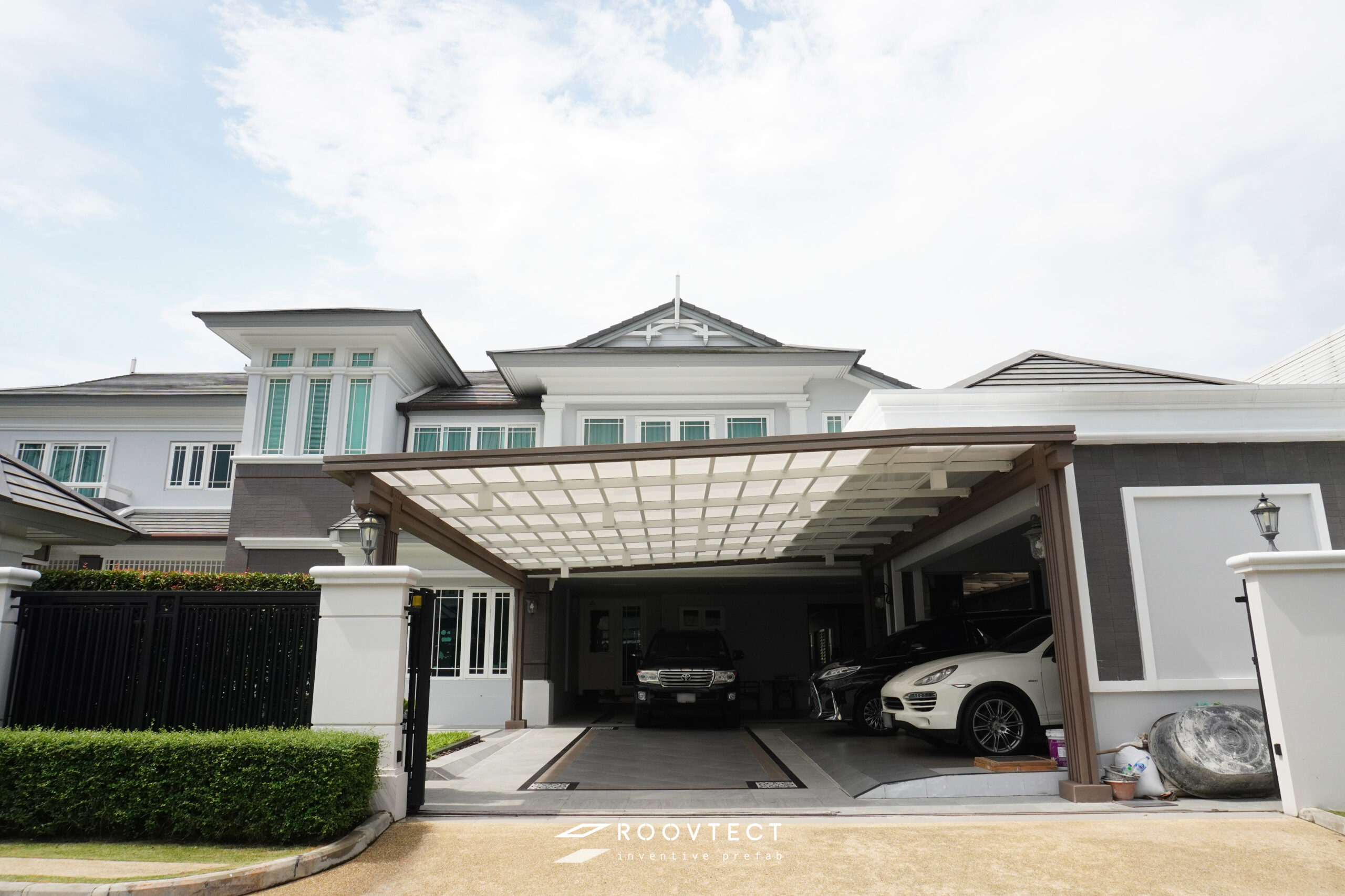 โรงจอดรถ - หลังคากึ่งทึบกึ่งโปร่ง - Pearl White (430) - Modern - Modern i15 - ROOVTECT