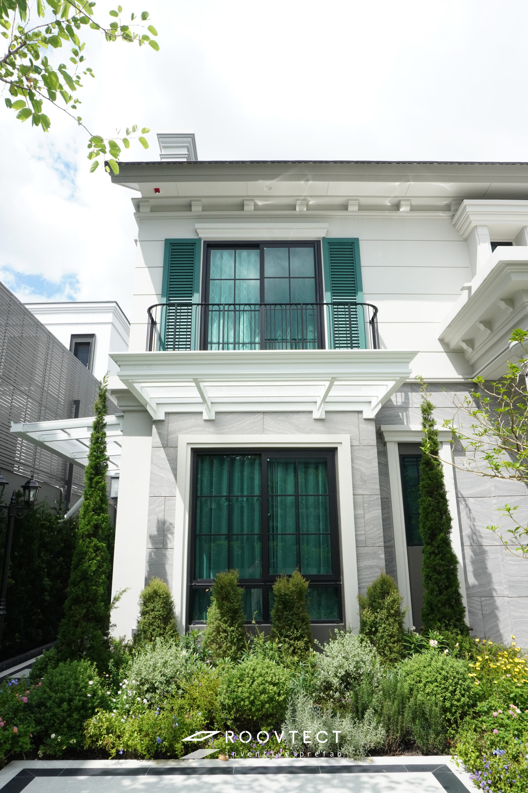 หลังคากันสาด - หลังคากึ่งทึบกึ่งโปร่ง - Pearl White (430) - ROOVTECT