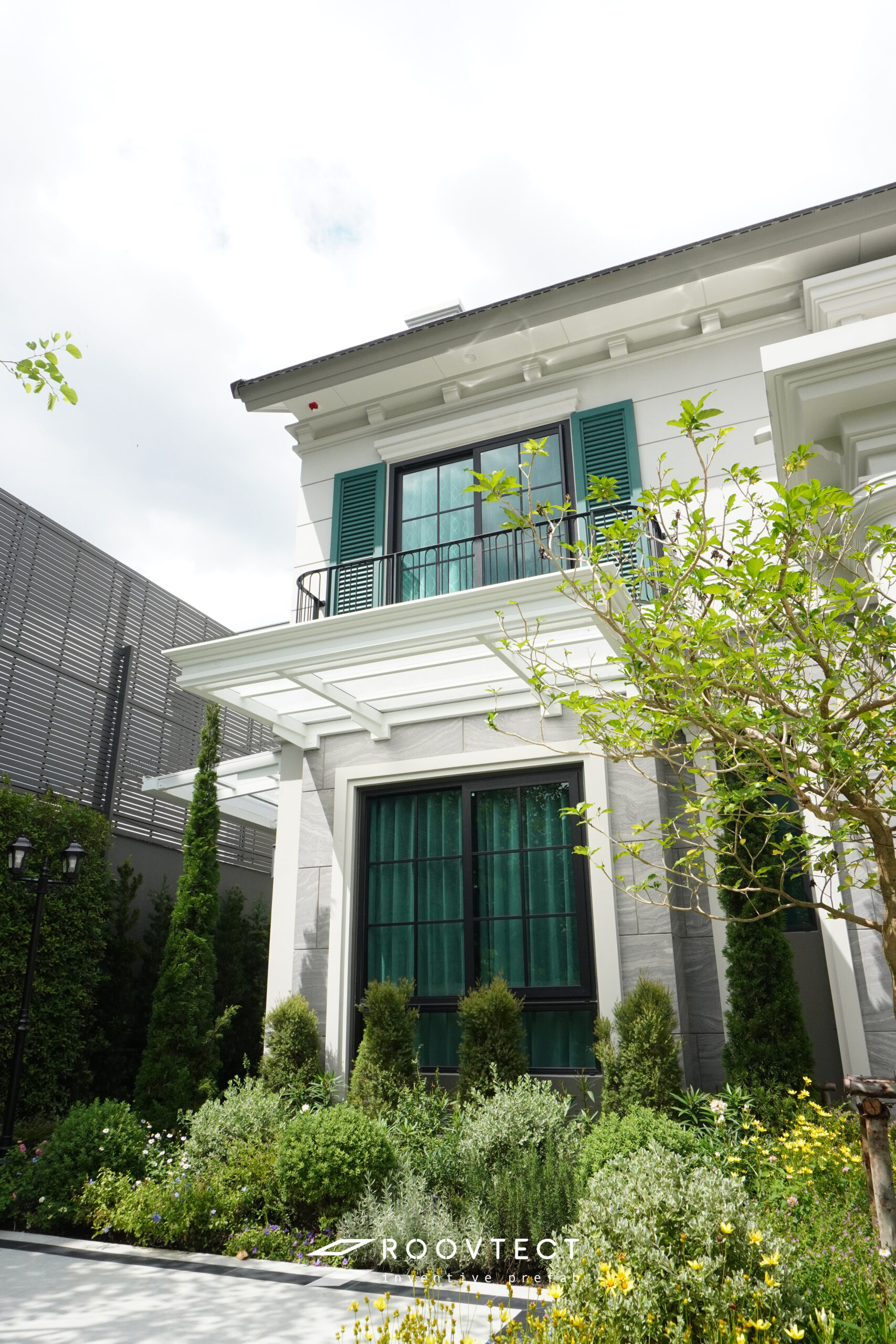 หลังคากันสาด - หลังคากึ่งทึบกึ่งโปร่ง - Pearl White (430) - ROOVTECT